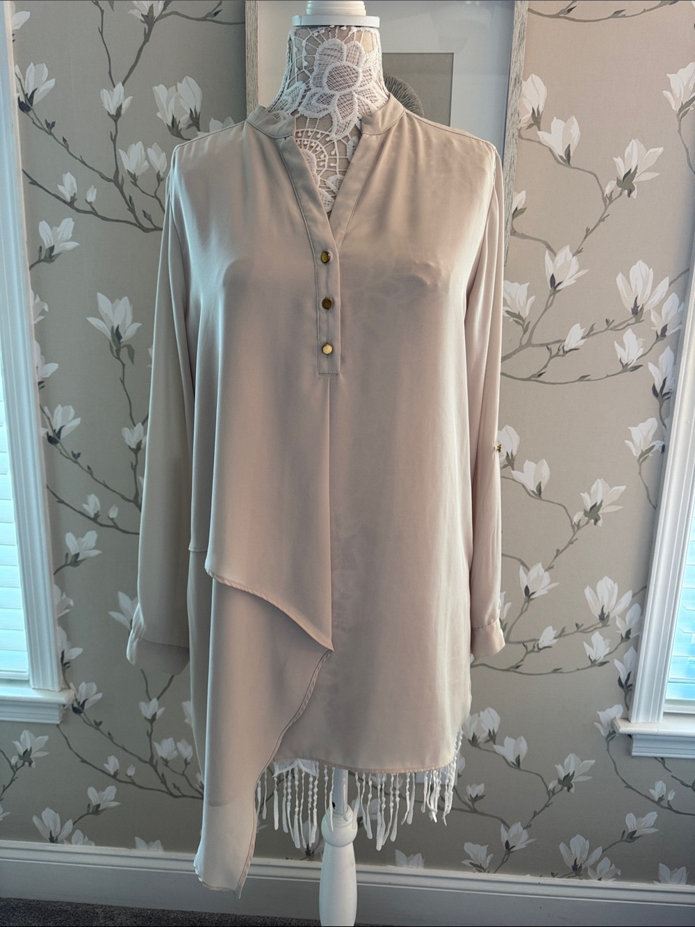 NY Collection Asymmetric Tunic Top in Light Beige Size Large
